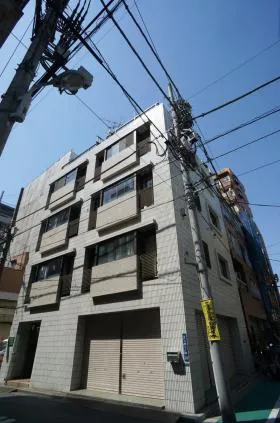 YMK新御徒町の外観