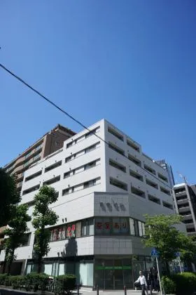 日吉ビルの外観