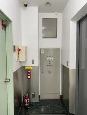 麻布よしビルの外観