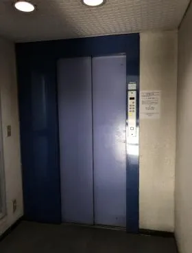 ハイム島崎ビルの外観