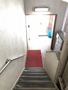 ハイム島崎ビルの外観