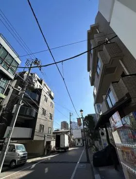 GRARIAビルの外観