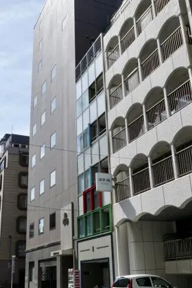 浅草橋MOMOビルの外観