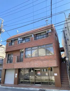 鈴木ビルの外観