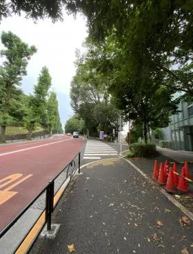 外苑オフィスビルの外観