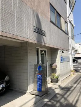 鈴木ビルの外観