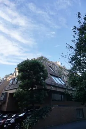 スカイプラザ赤坂の外観