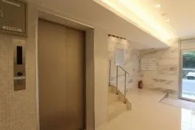 Oak6ビルの外観
