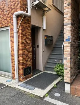 三枝ビルの外観