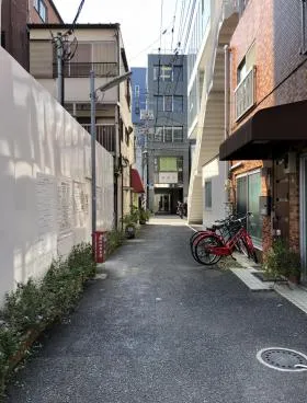 三枝ビルの外観