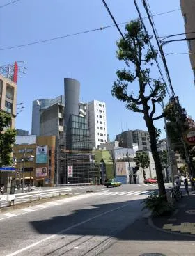 メイプル西麻布ビルの外観