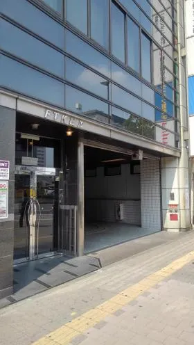 FTKビルの外観