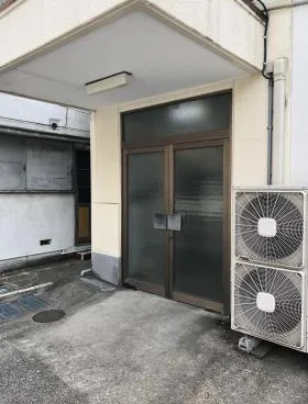 朝倉ビルの外観