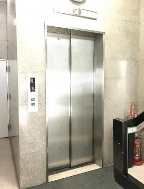 田村町ビルの外観