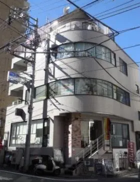 駅前Sビルの外観