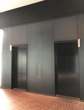 レンタルオフィス六本木(AXALL ROPPONGI)ビルの外観