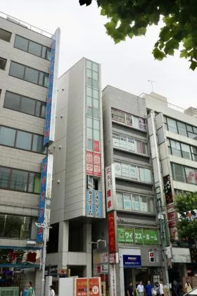 アティレビルの外観