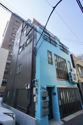 蔵前コーラルリーフビルの外観
