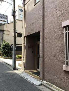 飯岡ビルの外観