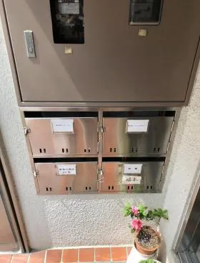 和栗ビルの外観