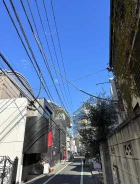 ES神宮前ビルの外観
