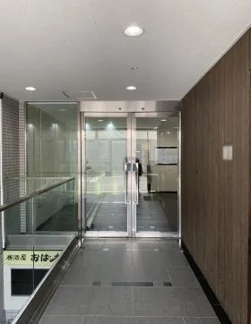 クレグラン新橋Ⅲの外観