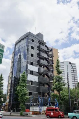 Ebisu Hiroo Squareビルの外観