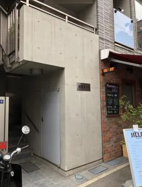 ROZISビルの外観