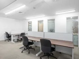 Regus(リージャス)銀座三丁目ビジネスセンターの外観