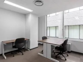 Regus(リージャス)丸の内新国際ビルビジネスセンターの外観