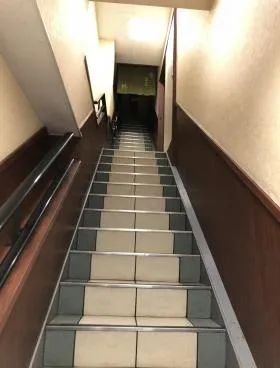 柊ビルの外観
