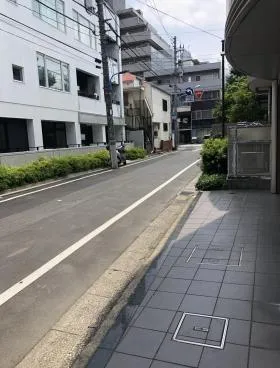コートイン信濃町ビルの外観