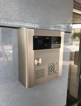 SEVENビルの外観