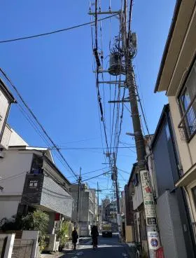 メリンレジデンスビルの外観