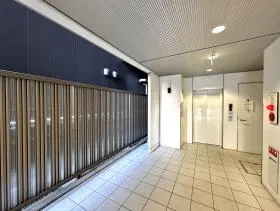 新日本市ヶ谷ビルの外観
