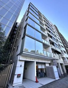 新日本市ヶ谷ビルの外観