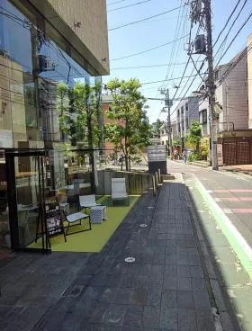 エクサスペースビルの外観