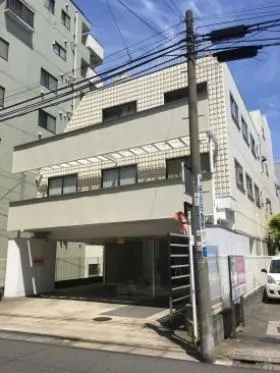 全仲連ビルの外観