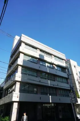 産経ビルの外観