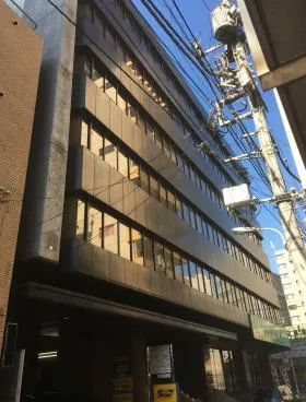 東海ビルの外観