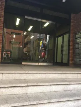 東海ビルの外観