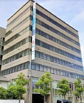松山東京海上日動ビルの外観
