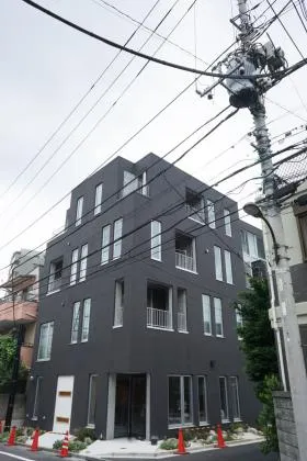 荘ビルの外観