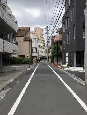 荘ビルの外観
