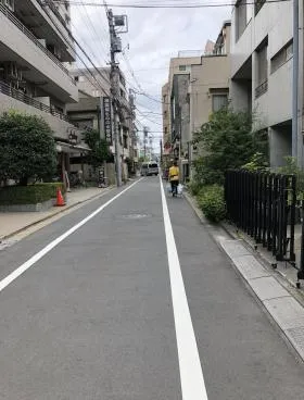 荘ビルの外観