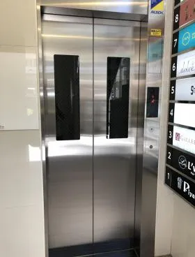 エミリアビルの外観