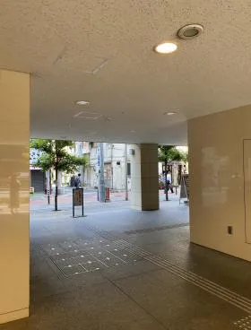 新橋プラザビルの外観