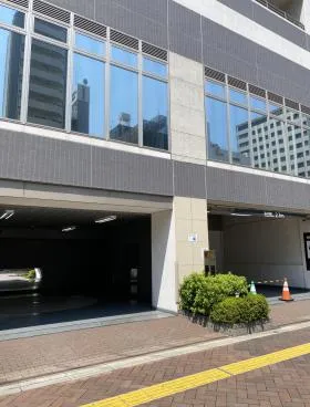 新橋プラザビルの外観
