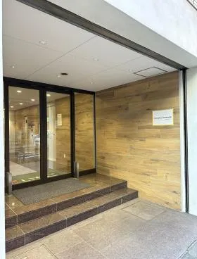 いちご五反田ウエスト(旧Cocoro Gotanda Bldg)ビルの外観