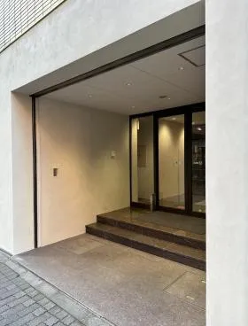 いちご五反田ウエスト(旧Cocoro Gotanda Bldg)ビルの外観